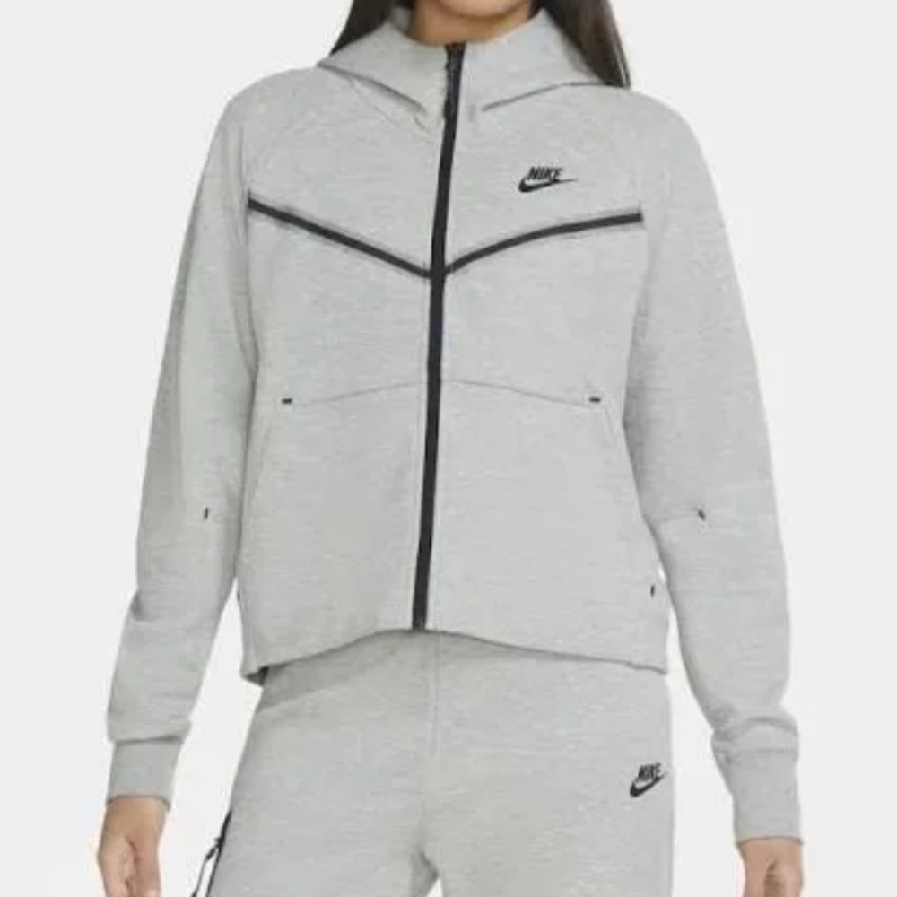 Nike Women's Light Gray Full-Zip Hoodie